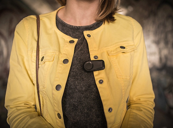 如果坏人要跟你走你会怎么办,如果坏人抓住你你要怎么逃跑