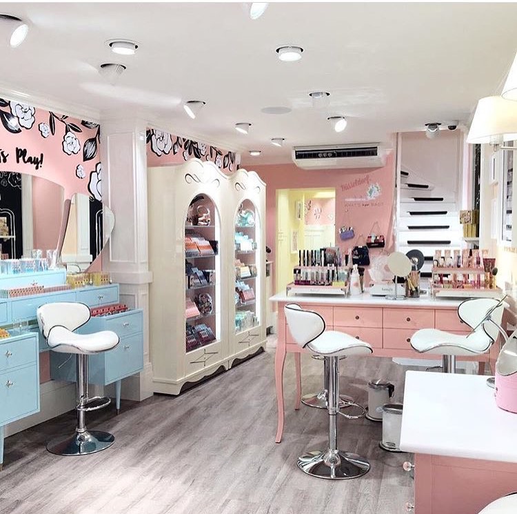 dior纪梵希香奈儿,纪梵希和娇兰什么关系