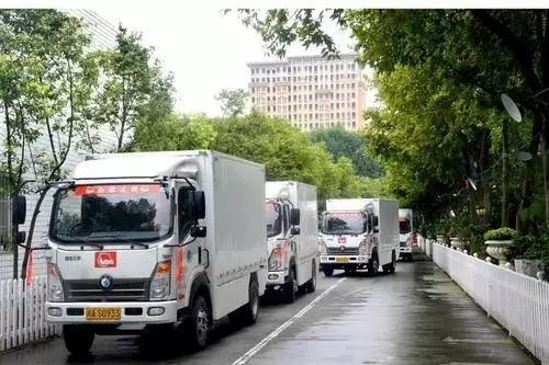 雅骏有点牛！一次交付了1000辆纯电动物流车