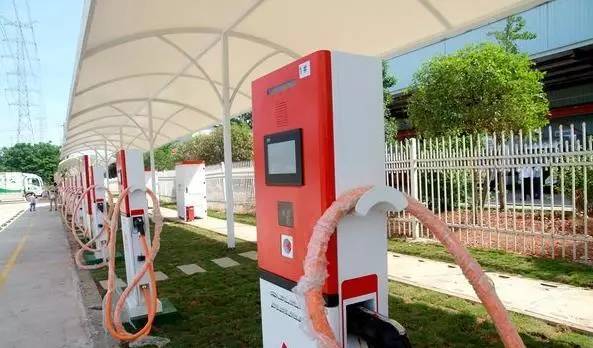 雅骏有点牛！一次交付了1000辆纯电动物流车