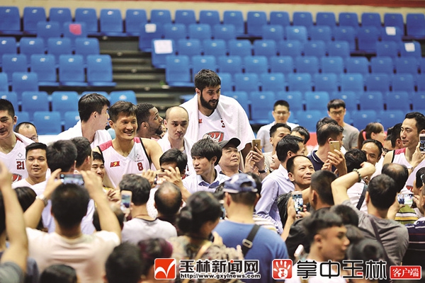 NBL广西威壮对战意大利明星队双外援首次亮相