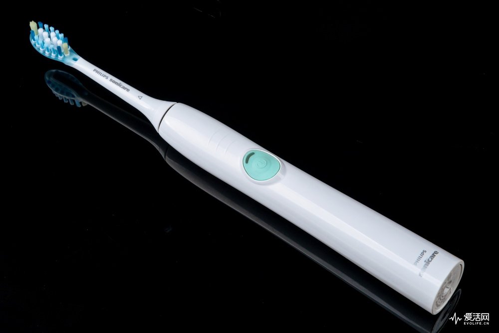 飞利浦和欧乐b电动牙刷哪个好,欧乐b与飞利浦电动牙刷哪个好