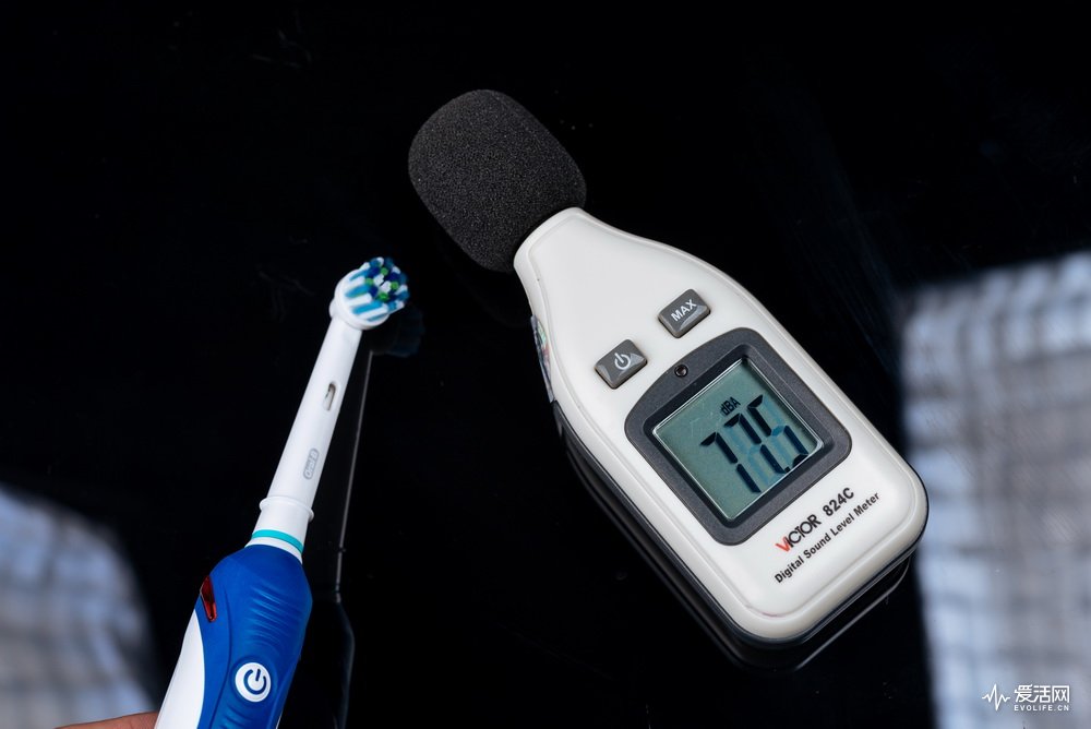 飞利浦和欧乐b电动牙刷哪个好,欧乐b与飞利浦电动牙刷哪个好