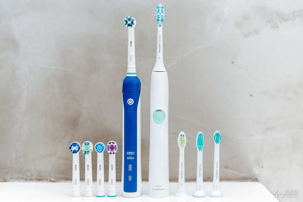飞利浦和欧乐b电动牙刷哪个好,欧乐b与飞利浦电动牙刷哪个好