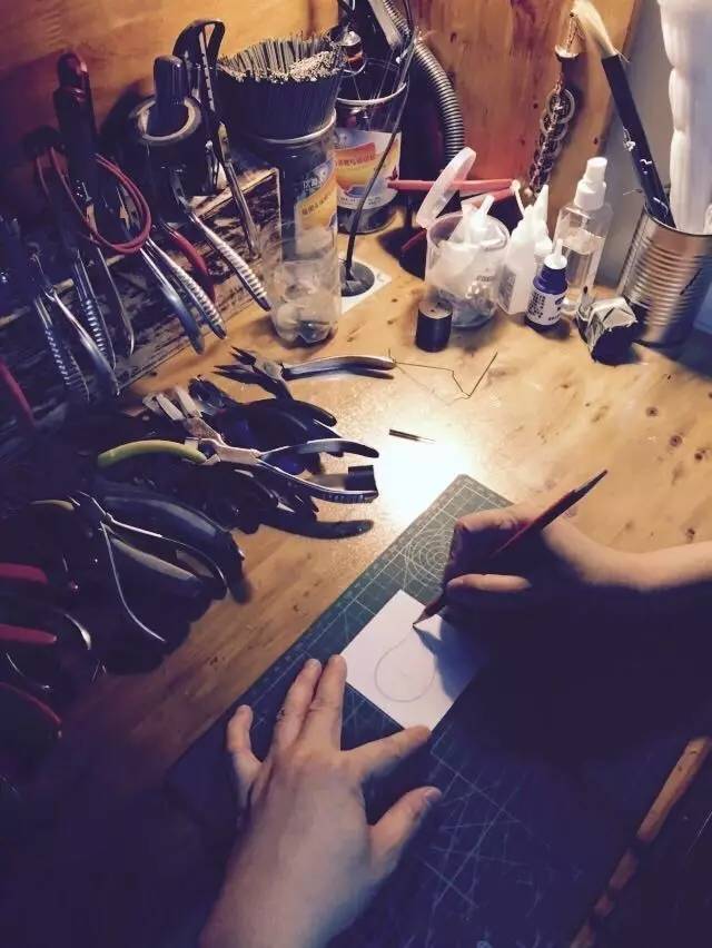 目前十大最好的眼镜品牌,日常好看的平价眼镜品牌