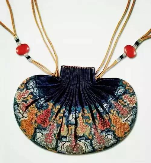 端午艾草养生图片,端午挂艾草祝大家端午安康