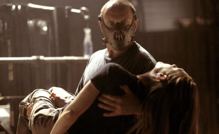 如果坏人要跟你走你会怎么办,如果坏人抓住你你要怎么逃跑