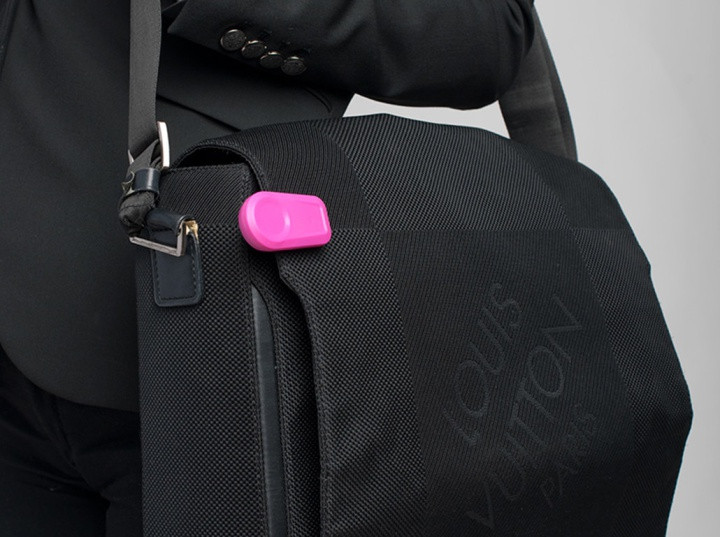 如果坏人要跟你走你会怎么办,如果坏人抓住你你要怎么逃跑