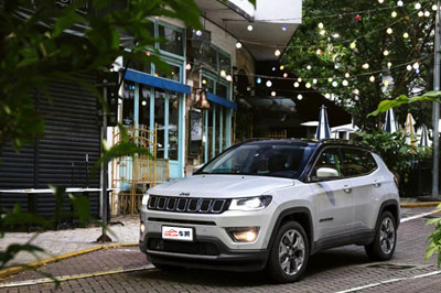 jeep指南者进口2.0两驱咋样,jeep指南者进口2015豪华版