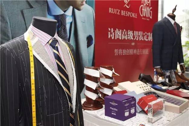 衬衫选对了，上班被老板夸，下班被女友赞