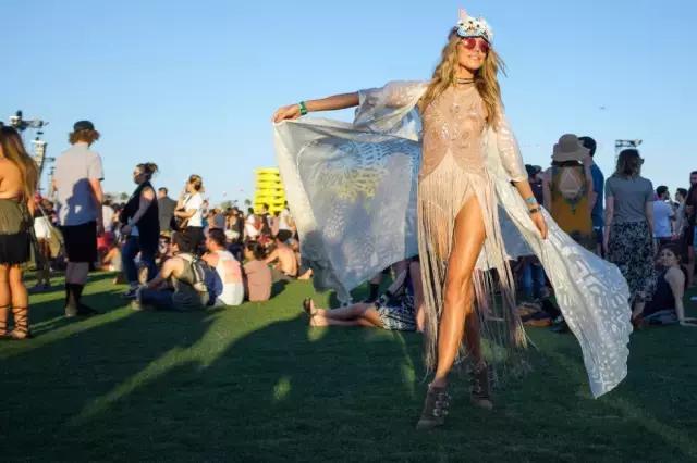 这个夏天一定要比原来瘦一点好吗,夏天如何让自己显白