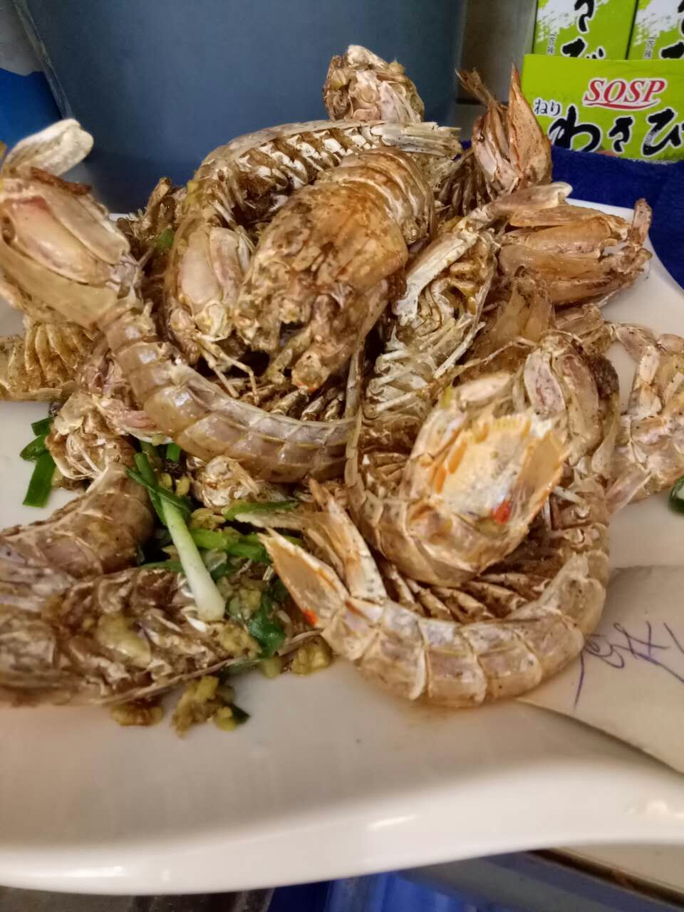 两个快乐的小阿妹神游三亚