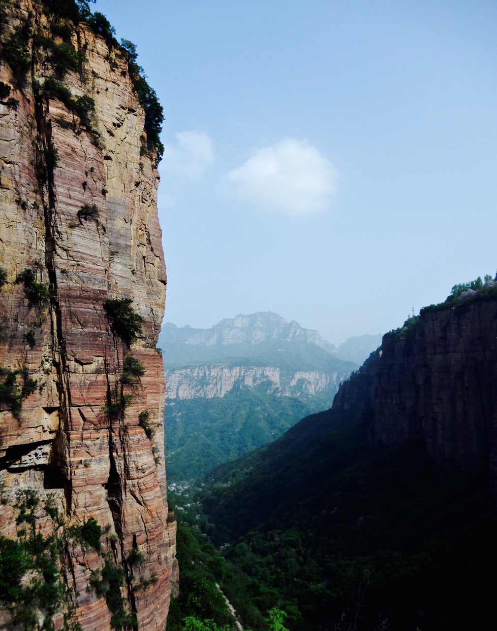 郭亮隧道故事,郭亮洞简介