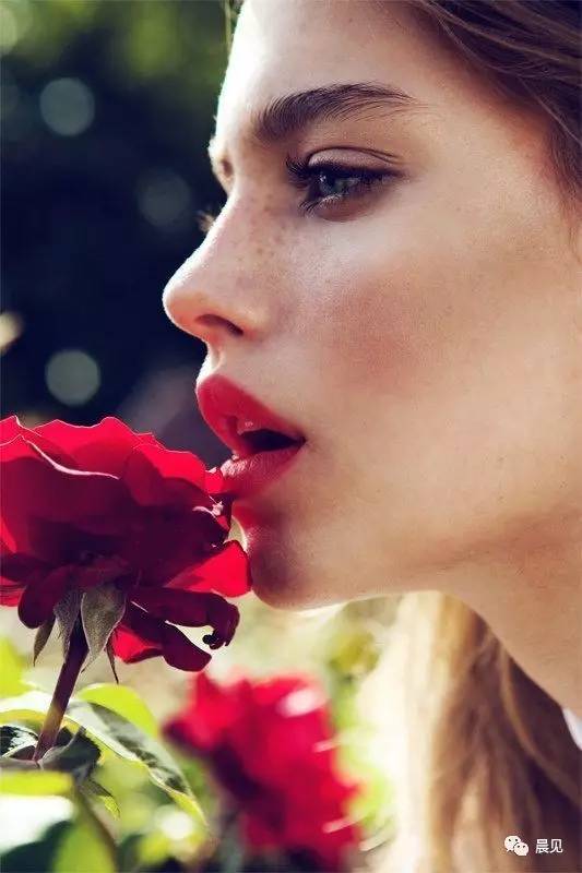 浅的痘坑点阵激光一次能行吗,痘坑做黄金微针好还是点阵激光好