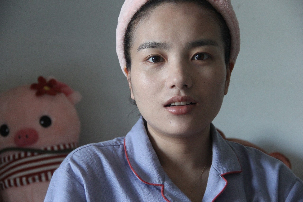 阿玛尼新款长效持久遮瑕粉底液,阿玛尼造型紧颜粉底液测评