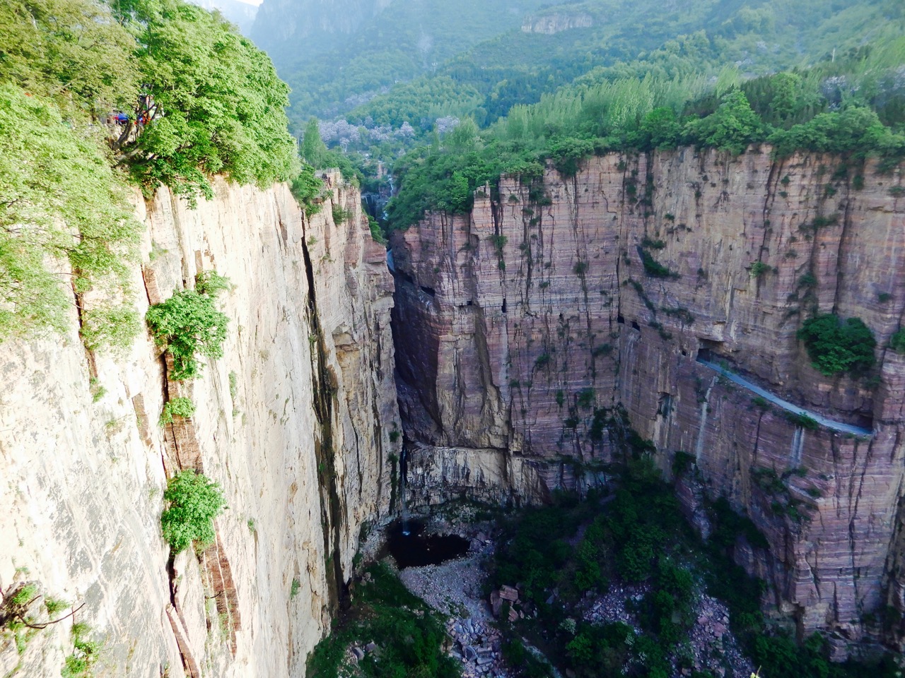 郭亮隧道故事,郭亮洞简介