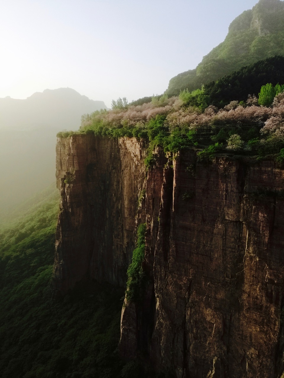 郭亮隧道故事,郭亮洞简介