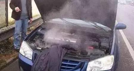 清洗水箱大学问，搞不好空调不凉、发动机还会开锅