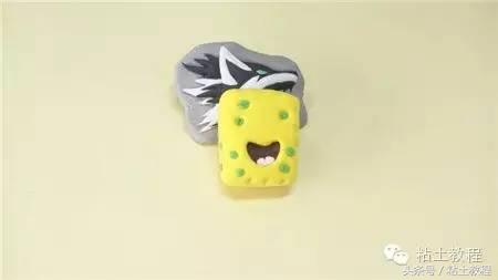 用彩泥来做海绵宝宝,海绵宝宝动画片橡皮泥手工制作
