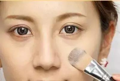 色斑暗沉没有光泽,遮不掉的黑眼圈祛不掉的痘印