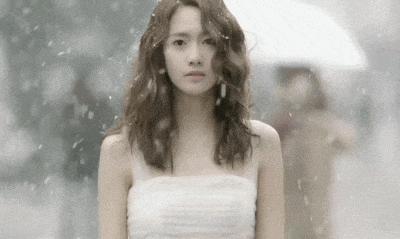 被蜜蜂蛰是什么感觉,被蜜蜂蛰了一下发现是触电的感觉