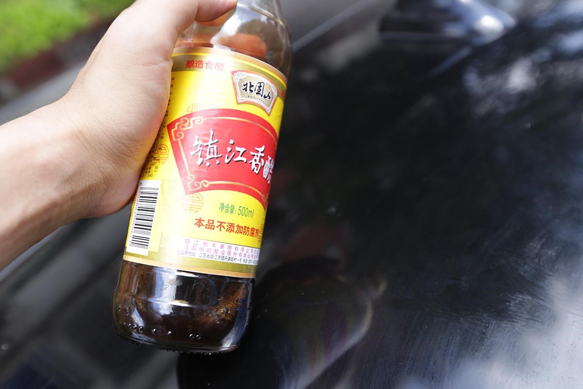 车上有树胶虫怎么去除,车沾上树胶虫胶咋办