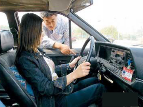 在无锡学车可以先上车后付费“定制驾培”学员“尝鲜”后点赞