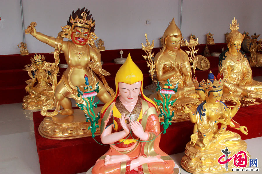 泥塑佛像教学视频,泥塑佛像的基本技法