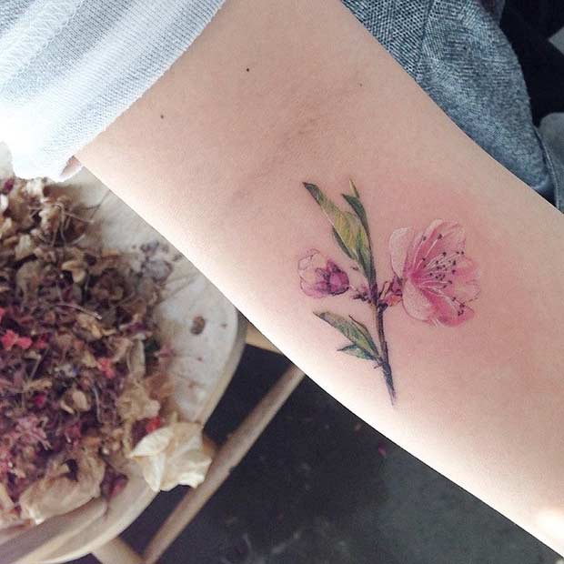 27款美到让人窒息的水彩花纹身！