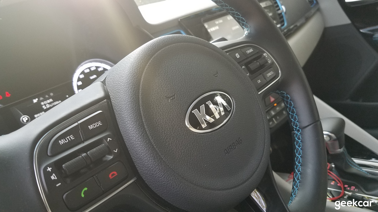 起亚极睿混动配置,二手起亚极睿混动价格