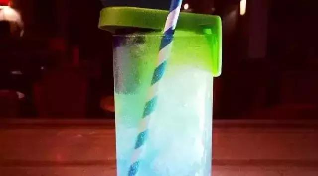 苏州欧力菲法式露天酒吧,苏州必去4个酒吧