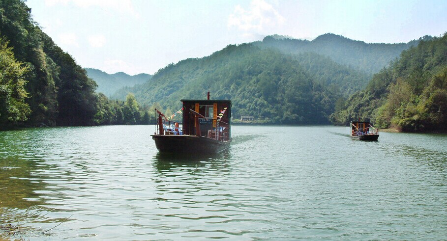 赣州安远三百山磁悬浮,赣州安远三百山旅游攻略