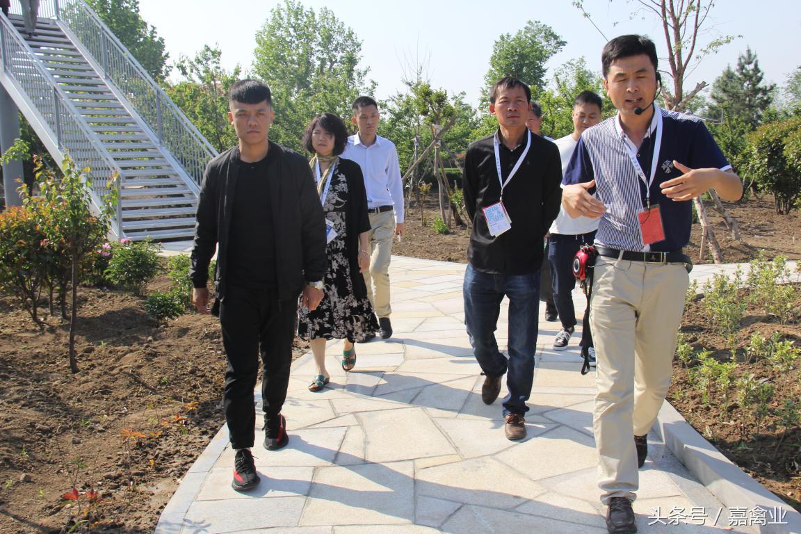 田瑞，温柔了养鸡岁月，雕刻了奋斗时光