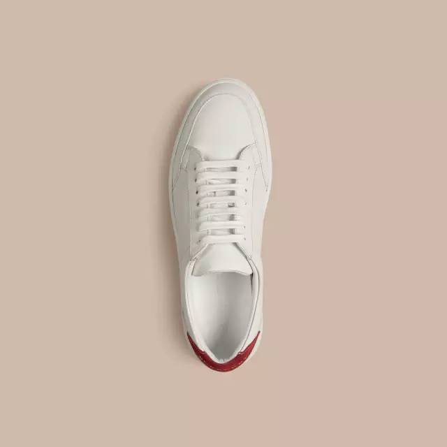 人人最爱的小白鞋,大家都有几双小白鞋