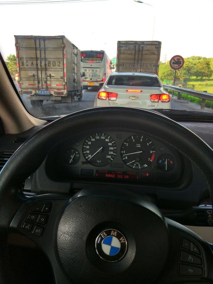 行驶了30万公里的宝马x5,买宝马x53.0t真实油耗多少