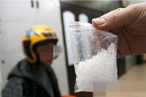 吸了*毒冰**后饭都可以不用吃了？