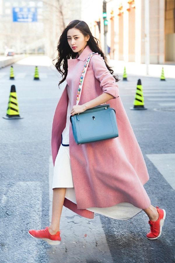 原来Fendi才是曲筱绡和安迪的最爱!