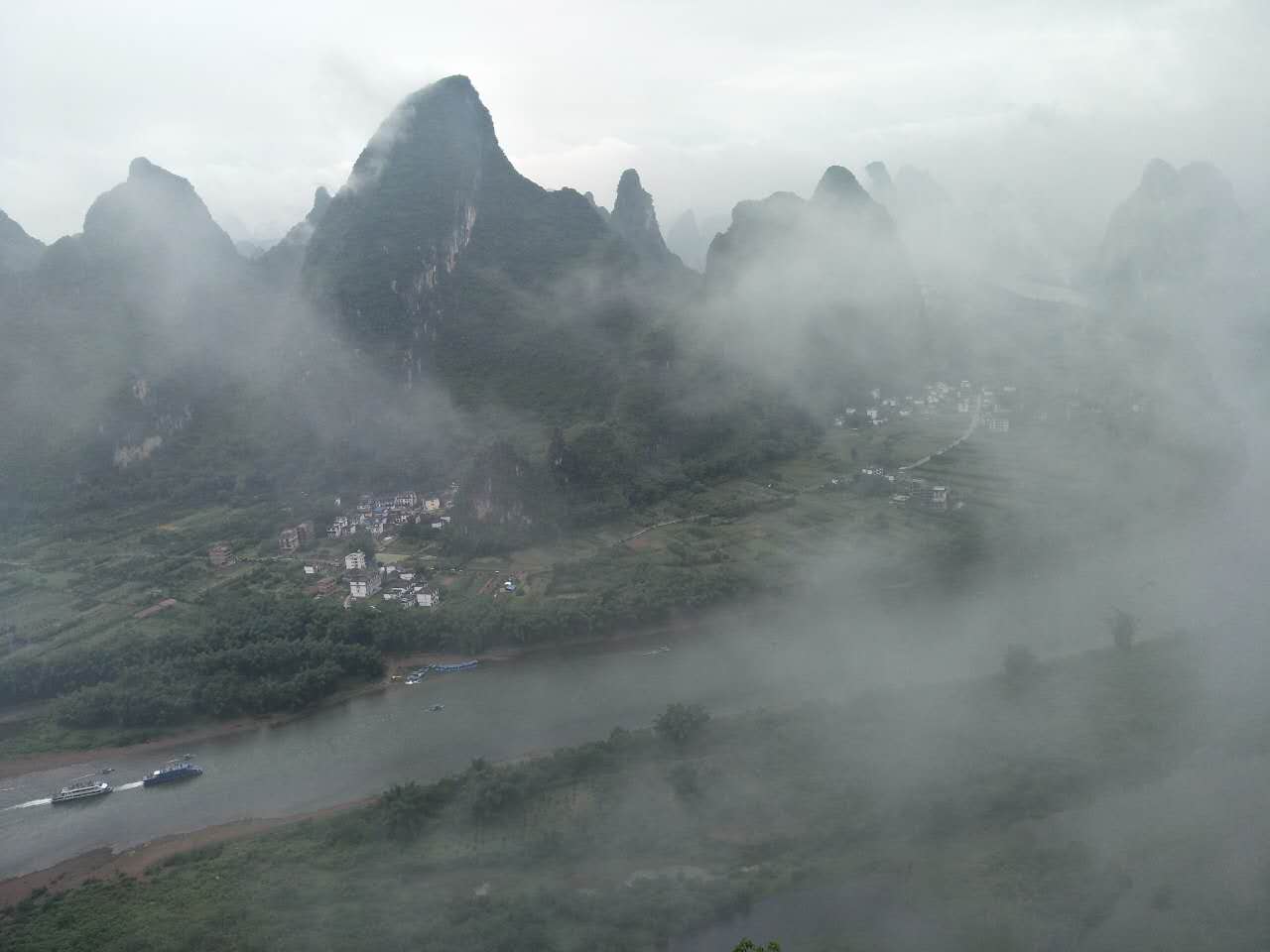 一路山水一路歌完整版,一路山水一路歌歌词