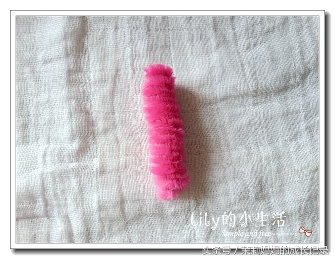 扭扭棒做小皇冠,如何用扭扭棒做一个小的皇冠