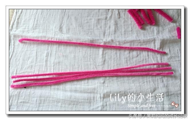 扭扭棒做小皇冠,如何用扭扭棒做一个小的皇冠