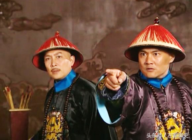 十三爷胤祥死后，子孙一代不如一代，王府被迫搬了三次家