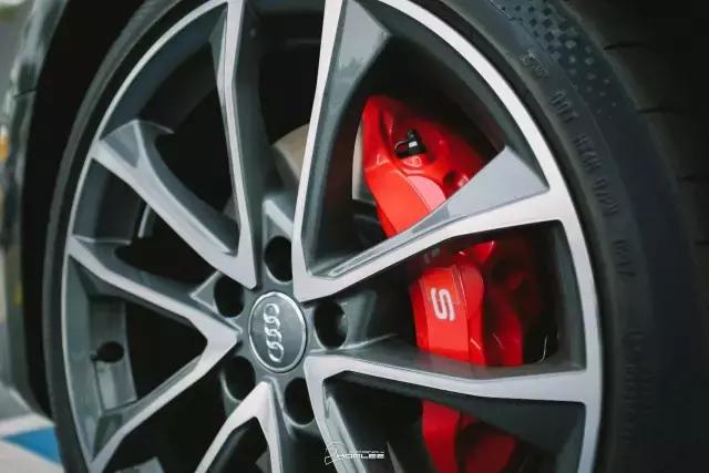 奥迪s4国六配置,新一代奥迪s4适配