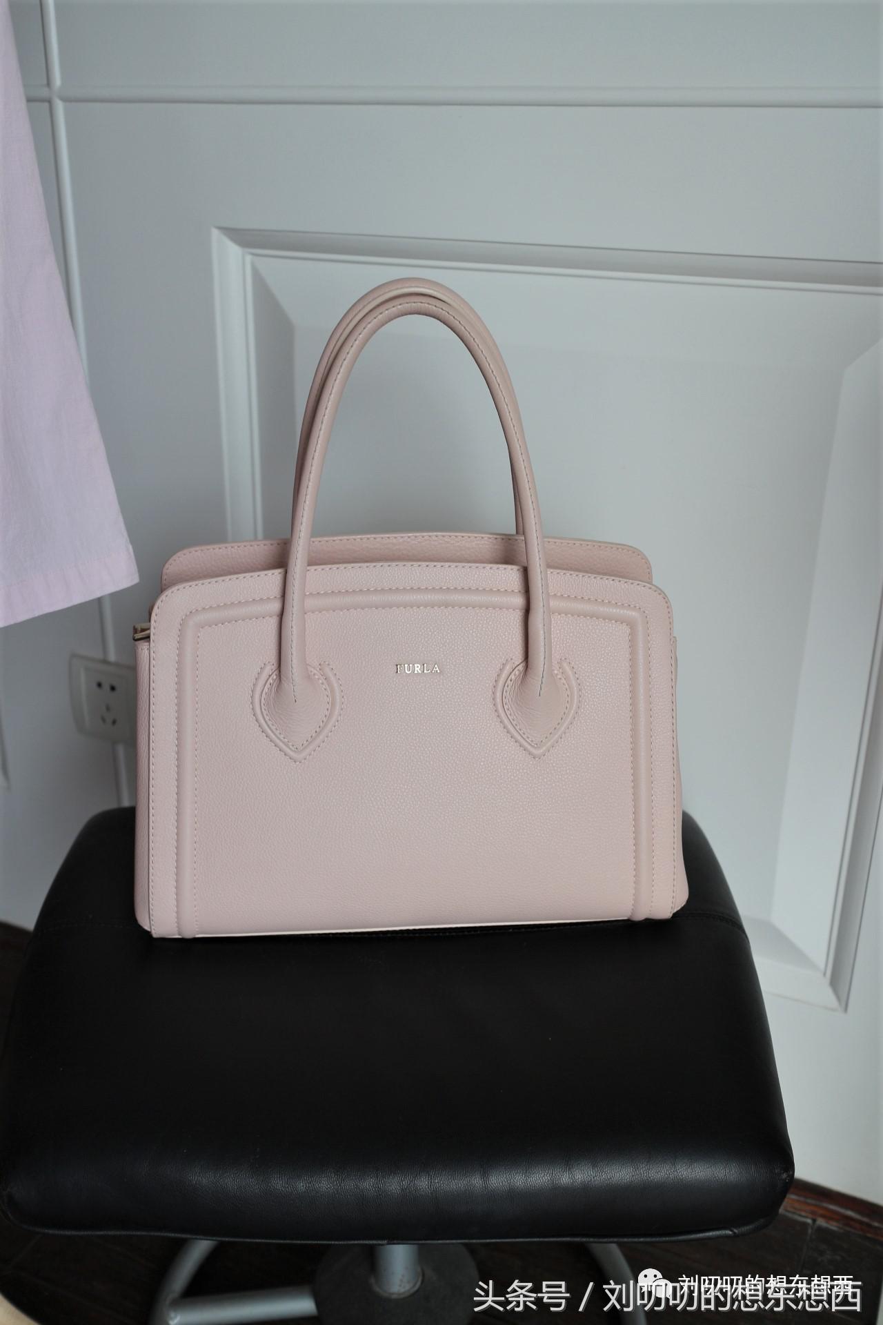 一身红衣服特别有朝气,一身红日常能穿吗