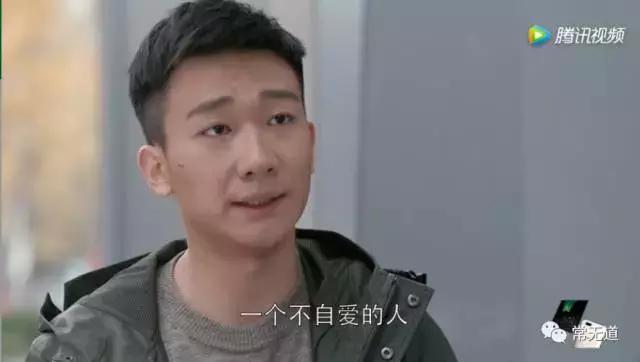猪坐在老板椅上,久了真的成为领导了