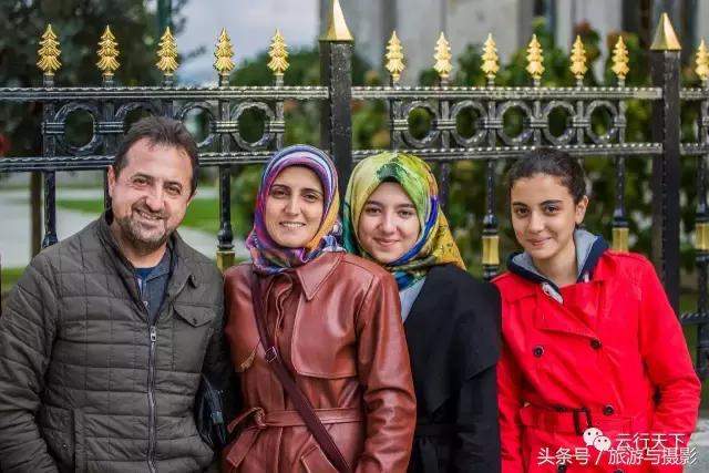 土耳其人一个月多少工资,土耳其人一天在干什么