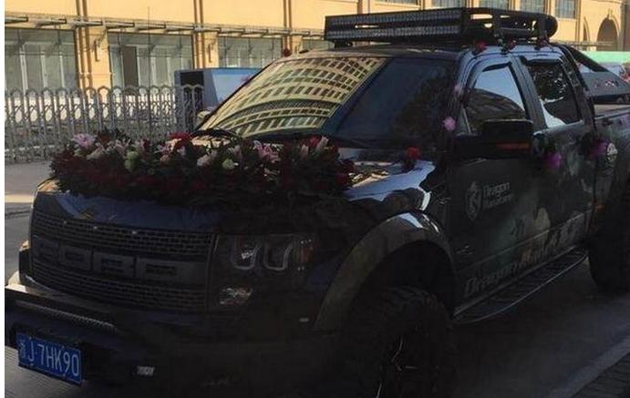 浙江结婚豪车车队,浙江土豪结婚全是劳斯莱斯