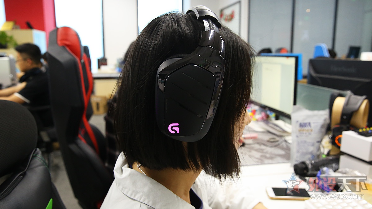 罗技g933s耳机测评如何使用,罗技g933耳机怎么用的