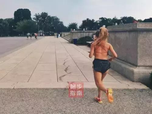 坚持跑步体重不变,跑步一个星期体重没变怎么办