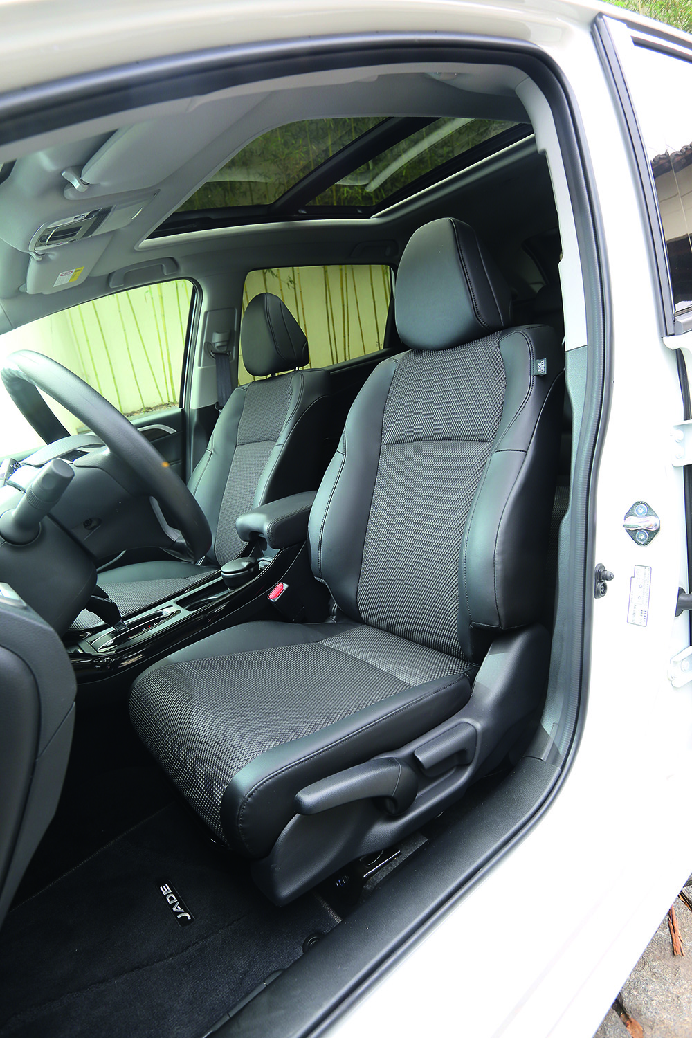 本田杰德试驾视频陈震,老司机试驾本田新杰德