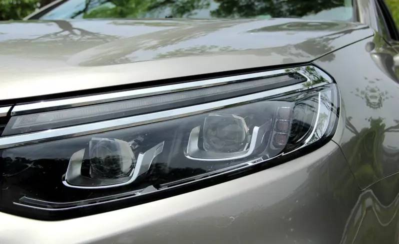 全新雪铁龙凡尔赛c5x试驾视频,雪铁龙suv天逸c5试驾视频